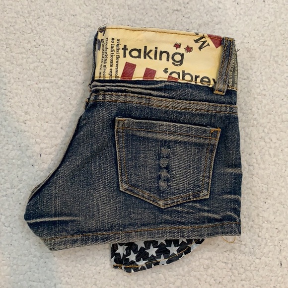 C D C Low Rise Shortie Jean Shorts Size 27 - Picture 8 of 8